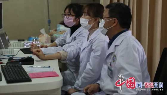 “三八”国际妇女节 南充市中心医院胡辉权团队全球连线实施无切口手术