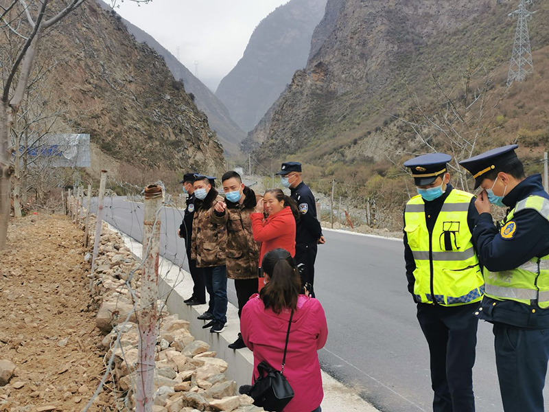 九寨溝縣：聯(lián)合執(zhí)法打擊違法圈地占地行為