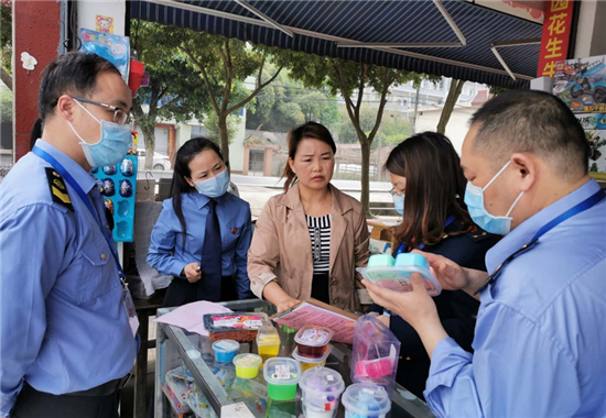 眉山青神县开展校园周边食品安全长效机制建设