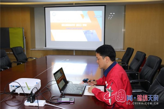 蒲江县职业中专（技工）学校参加成都市南片区机械加工技术专业负责人说专业活动