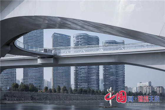 @成都市民 5月16日起成都新开3条网红五岔子大桥旅游公交线路