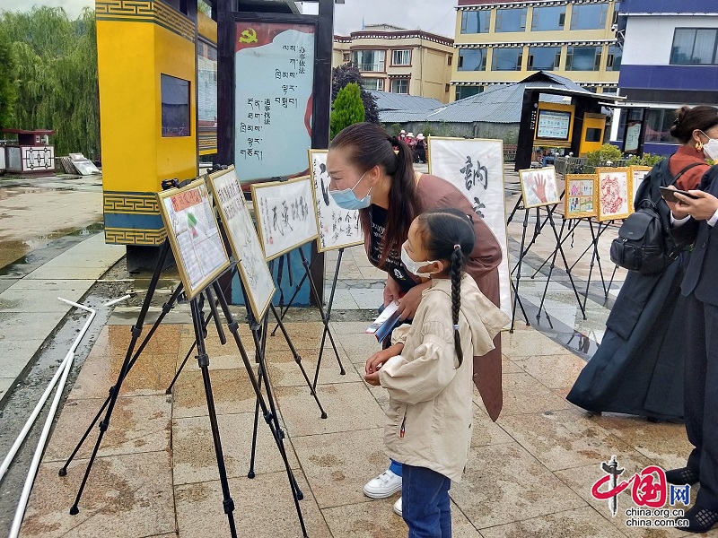 甘孜州道孚縣:書記大接訪 打開群眾“貼心窗”