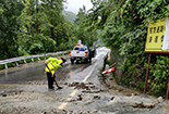 平武公安全力做好強降雨期間道路交通安全應急管理