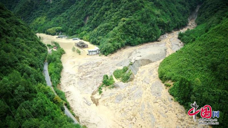 連日暴雨天氣 寶興這些地方請(qǐng)你一定要注意