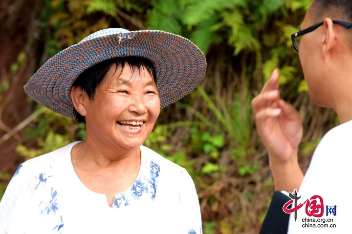 顺庆区金台镇文昌宫村村民沉浸在丰收的喜悦中