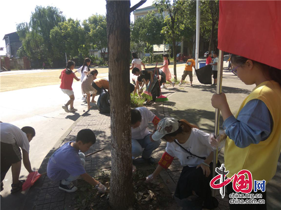 绵阳市安州区清泉小学开展校园周边环境整治活动