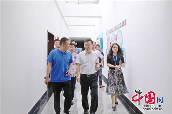 雅安市委常委、宣传部部长杨军赴石棉县调研媒体融合发展工作
