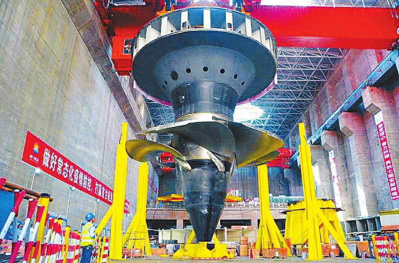 Successful hoisting of runner of the largest Kaplan turbine under construction in the world