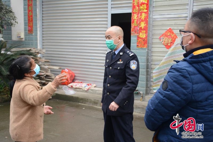 馬俊：掃黑除惡戰(zhàn)場(chǎng)上的“排頭兵”