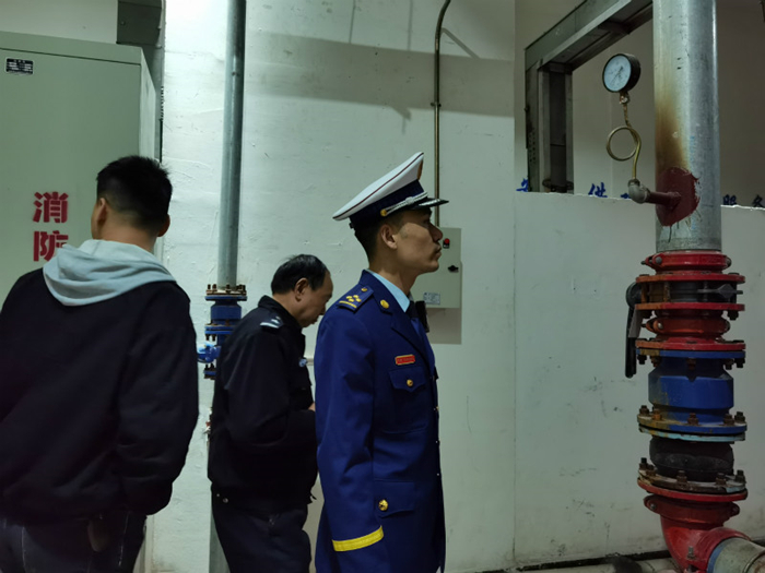 射洪市消防救援大队开展物业公司消防安全专项检查