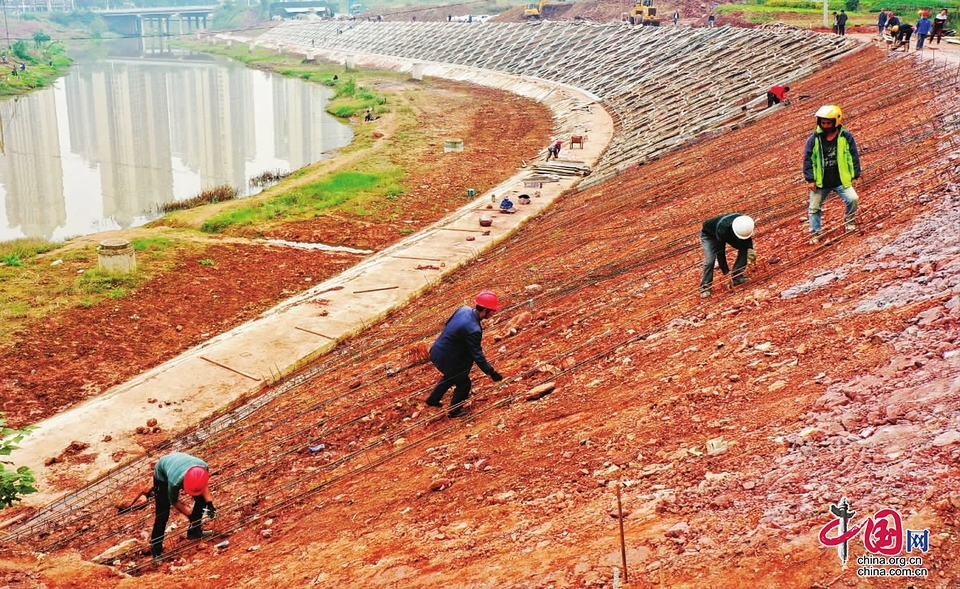 全国重点中小河流治理项目之一——顺庆区潆溪河防洪治理工程预计年底完工