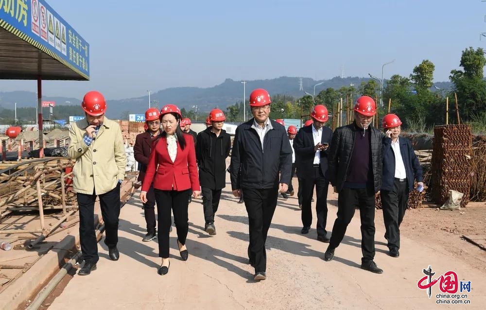 张勇率队到嘉陵区督导川北医学院国际医院项目建设进展情况