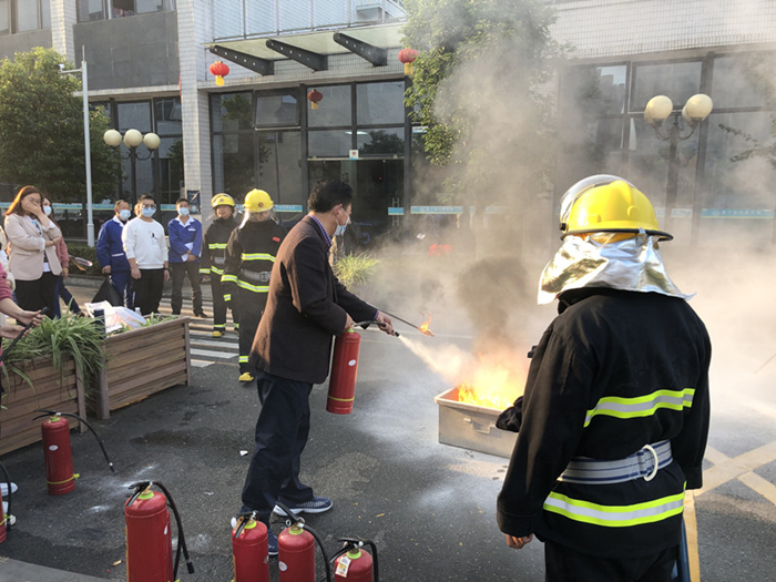 遂宁经开区：消防培训进医院 以案说法话安全