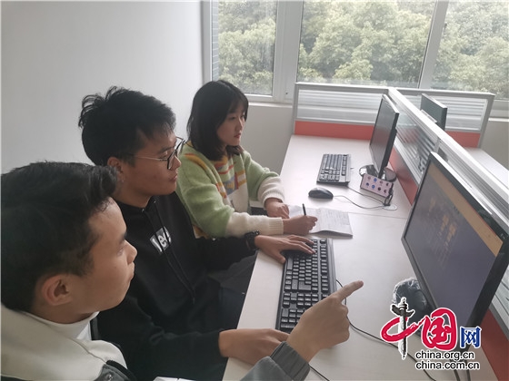 四川托普資訊技術職業學院在四川省大學生經營管理決策模擬大賽中獲佳績