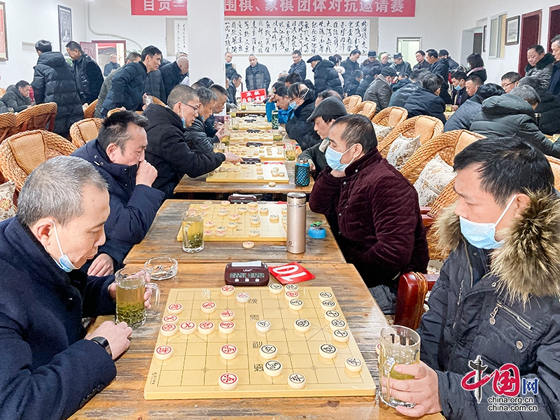 “弘扬国粹·以棋会友”自贡市富顺县举办围棋象棋对抗邀请赛