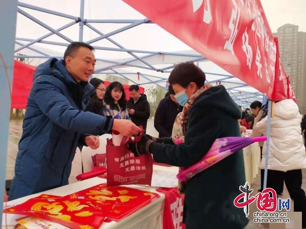 雨城區：普法宣傳 走深入心接地氣