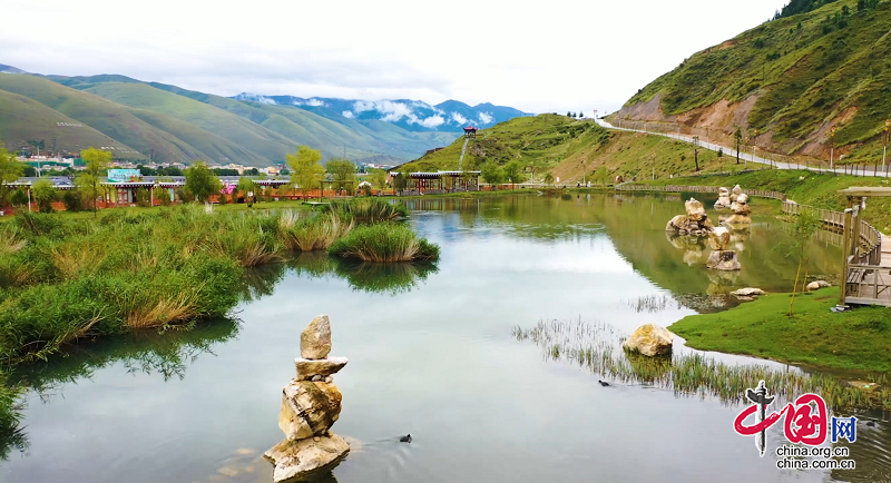 甘孜州道孚县:厚待青山得"金山"