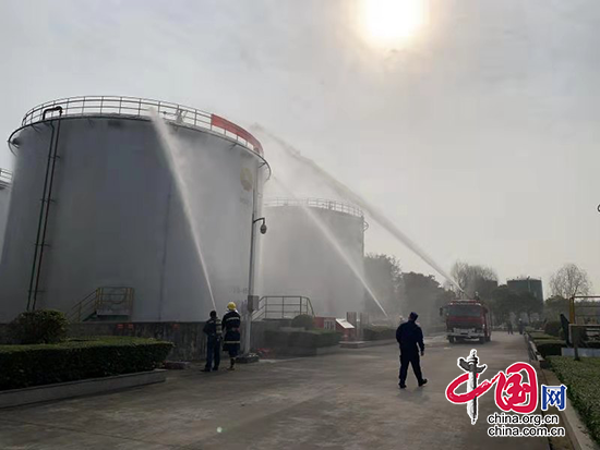 严守重大危险源消防安全 成都高新区桂溪街道开展联合消防演练 