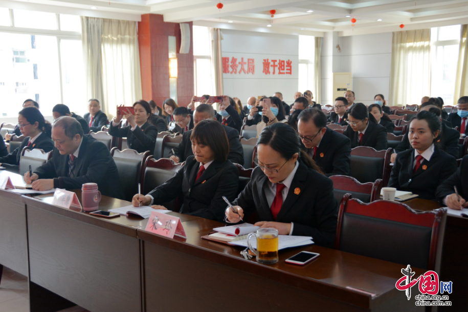 牢筑政治忠诚,并将用心撰写对本次党史课的学习心得体会