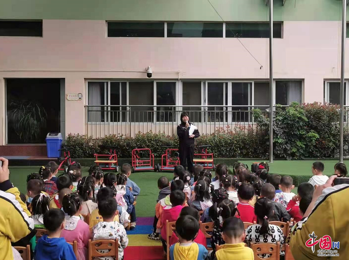 德陽旌東派出所開展送法進幼兒園活動