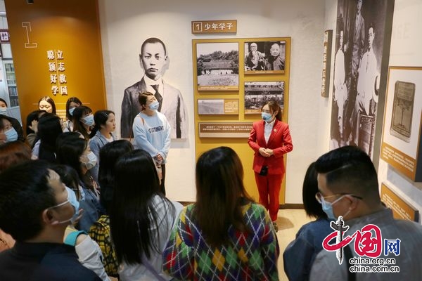 射洪稅務(wù)開展“學(xué)黨史 強(qiáng)信念 跟黨走”主題團(tuán)日活動