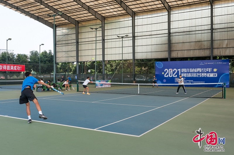 网球小将实力比拼!2021四川省青少年网球排名赛在广汉开赛