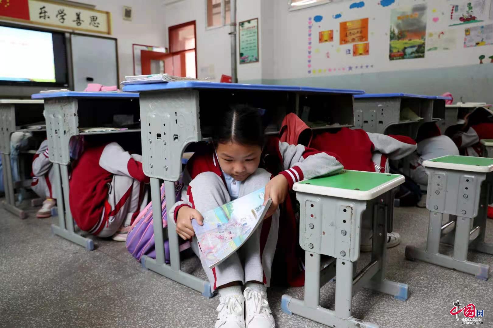 四川广安：防震减灾进校园  安全教育伴成长