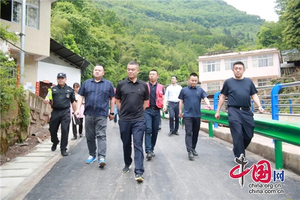 雨城區：壓實責任 補齊短板 紮實抓好城鄉環境綜合整治和地質災害治理工作