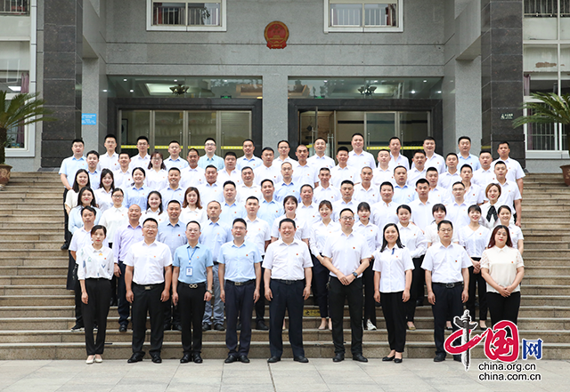 6月7日，筠連縣2021年村黨組織書記實戰化演練培訓班開班。