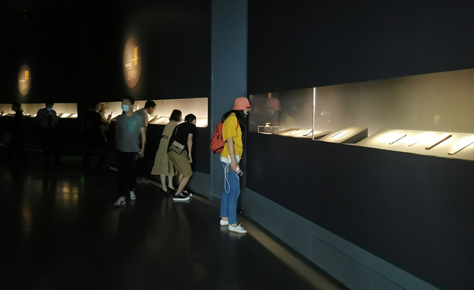 古蜀文明巡展沪上首展 130多件文物珍品还将走进浙江、广西、广东等地