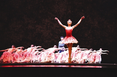 全新视角演绎红色经典故事 芭蕾舞剧《闪闪的红星》耀蓉城