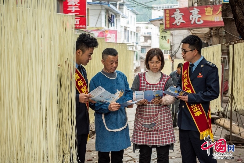 四川：税惠润小微 发展添活力