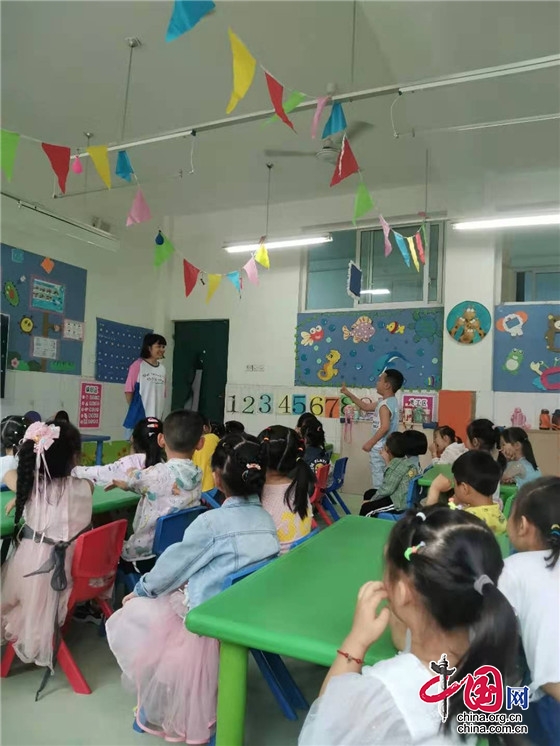 綿陽江油市太平鎮附設幼兒園開展教師優質課展示活動