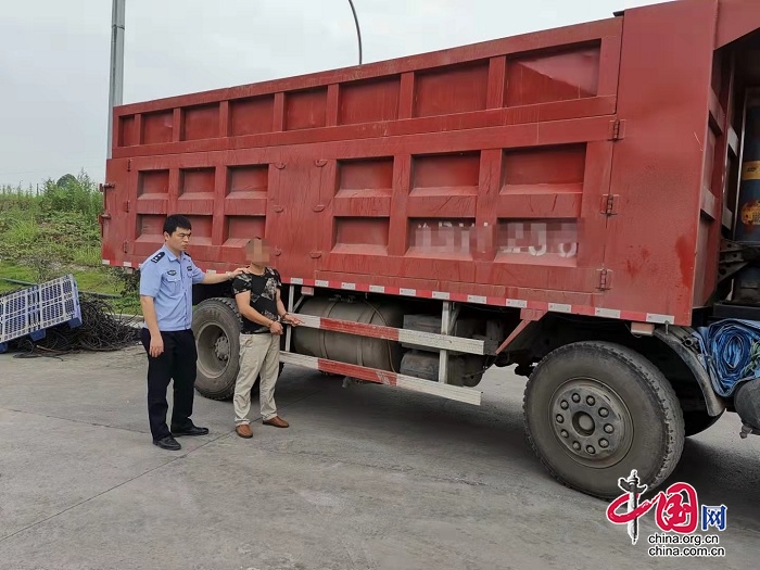 厂区15吨废旧金属被盗  民警迅速破案