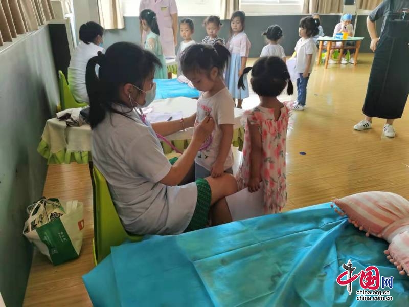 樂山市實驗幼兒園久順分園：關注幼兒 呵護健康    