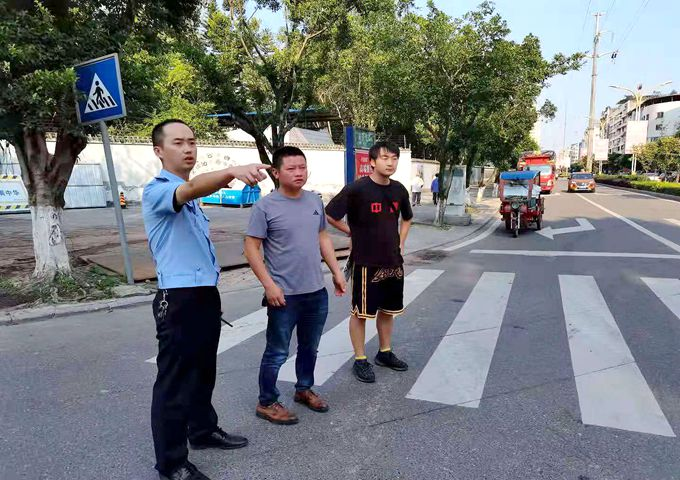 遂宁交警会同政府职能部门排查出5处道路交通安全隐患路段、路口