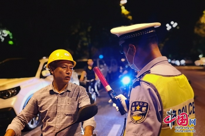 重慶萬盛交巡警支隊創新技戰法整治酒駕醉駕