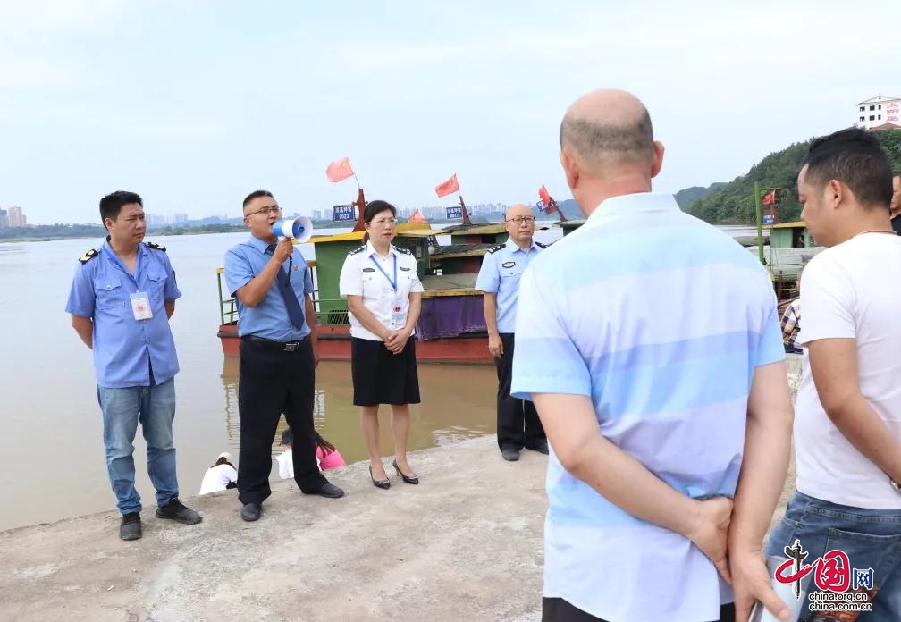 高坪区检察院：公益诉讼守护嘉陵江 8万余尾鱼苗增殖放流