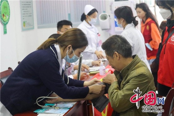 贵州黔南科技学院（贵州大学科技学院）举办“百年征程·情系暖阳”志愿服务活动