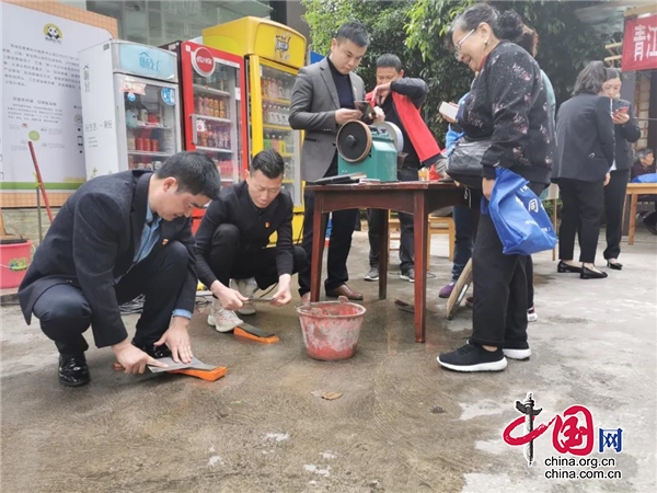 雨城區：黨建引領 推動城市治理末梢善治