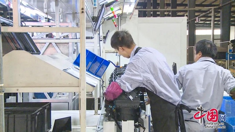 广安高新区加足马力冲刺全年目标
