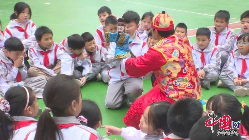 邻水县：非遗文化进校园 丰富充实孩子们的校园生活！