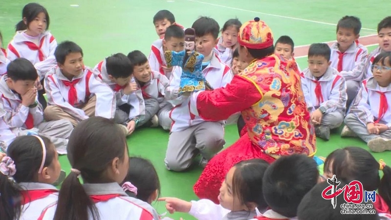 鄰水縣：非遺文化進校園 豐富充實孩子們的校園生活！