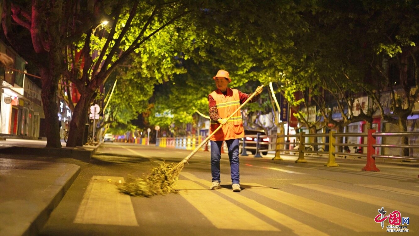 四川旺蒼：環衛市場化運作讓城市更乾淨