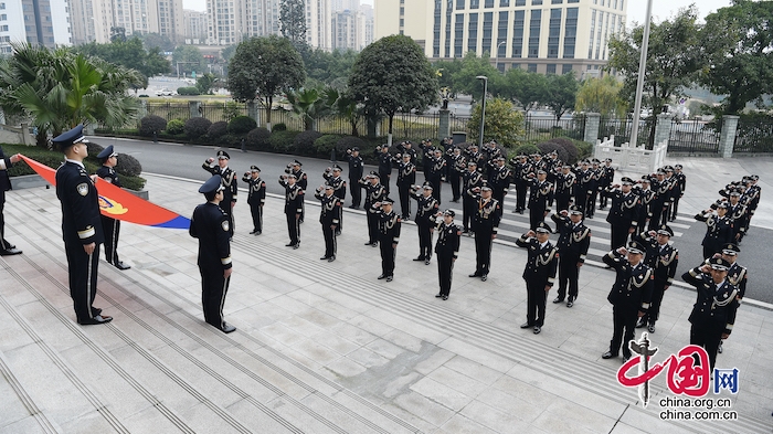 重慶公安機關(guān)舉辦系列活動慶祝人民警察節(jié)