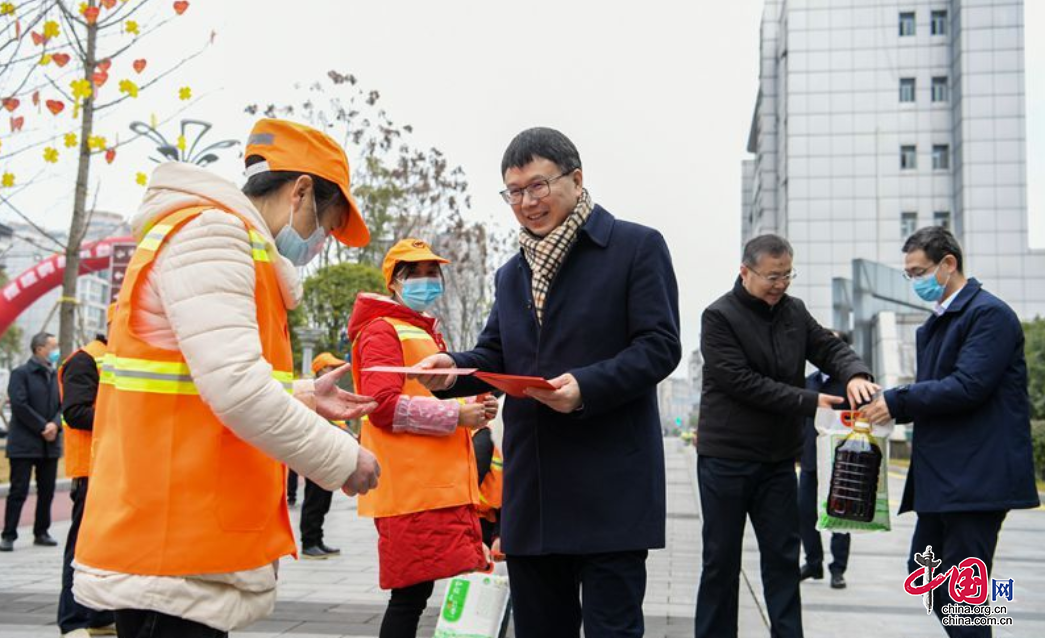 四川省人社廳黨組書記、廳長胡斌率隊到儀隴縣調研人社工作並開展慰問活動