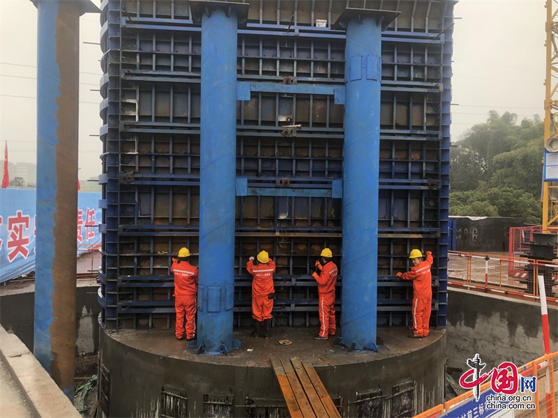 確保2025年建成通車，這個春節，他們在渝昆高鐵工地上堅守