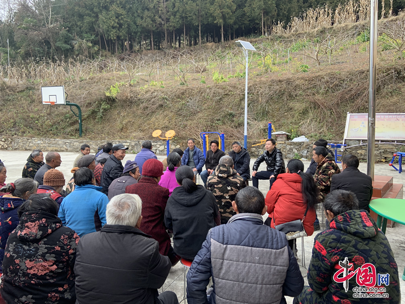 寶興隴東鎮復興村轉變産業發展模式：由“單打獨鬥”轉變為“抱團經營”