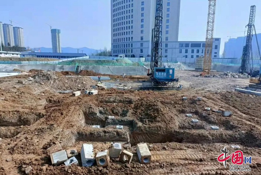 王海波带队视察阆中市中医医院七里新院区建设项目