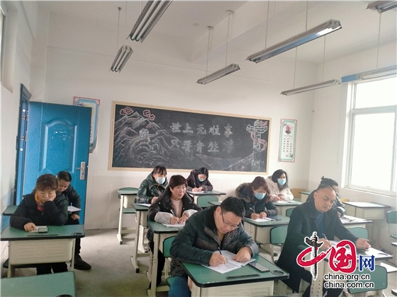 绵阳江油市青莲小学开展数学教研活动